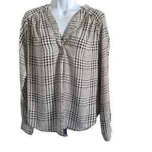 41 Hawthorn blouse women's top size Medium white and black longsleeve